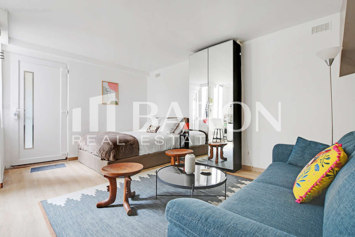 Appartement à PARIS-11E