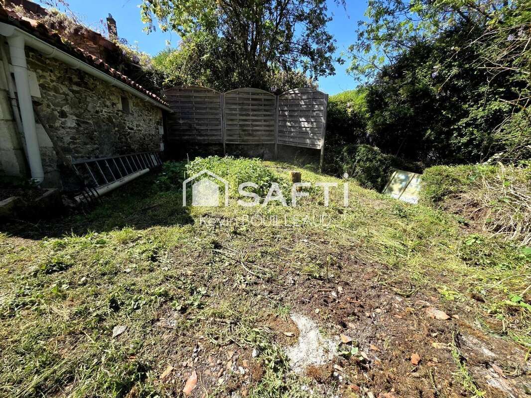 Photo 5 - Maison à BECELEUF