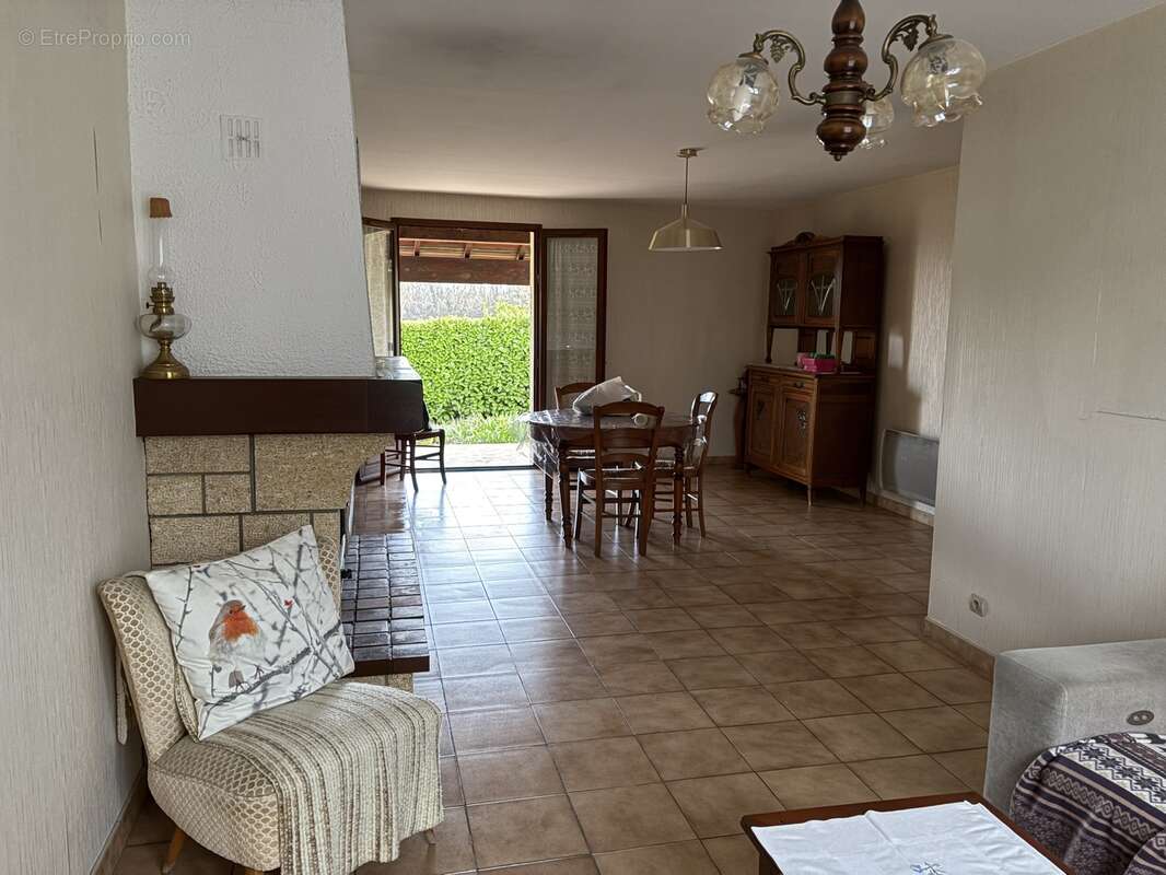 Maison à ESCALQUENS