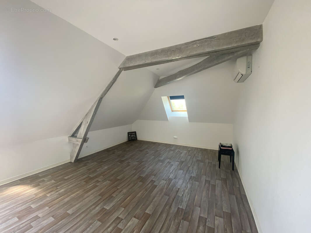 Commerce à BRIVE-LA-GAILLARDE