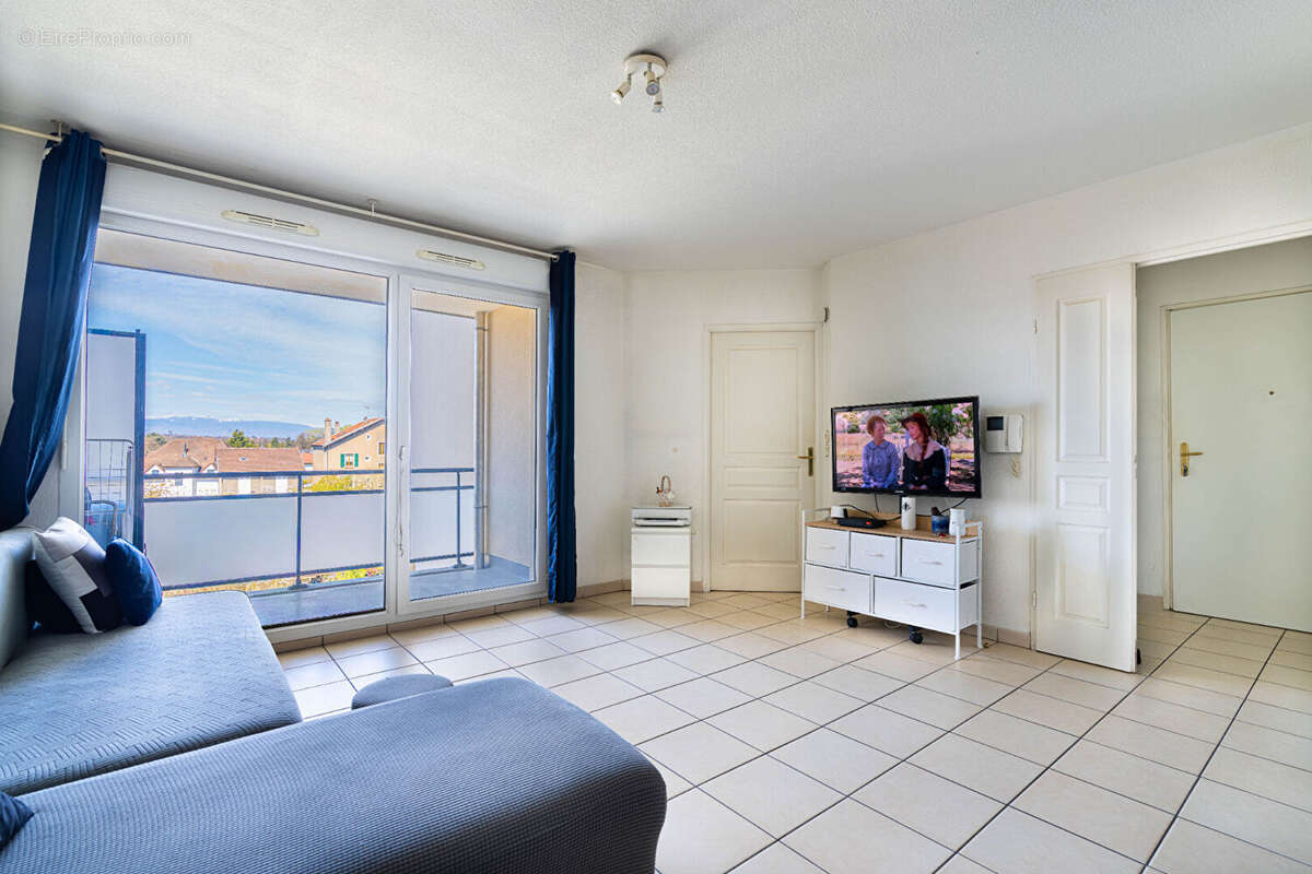 Appartement à AMBILLY