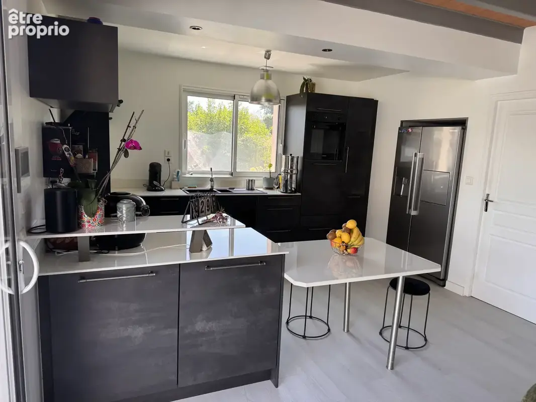 Maison PMR de 190 m2 sur terrain de 5 000 m2 - photo 5