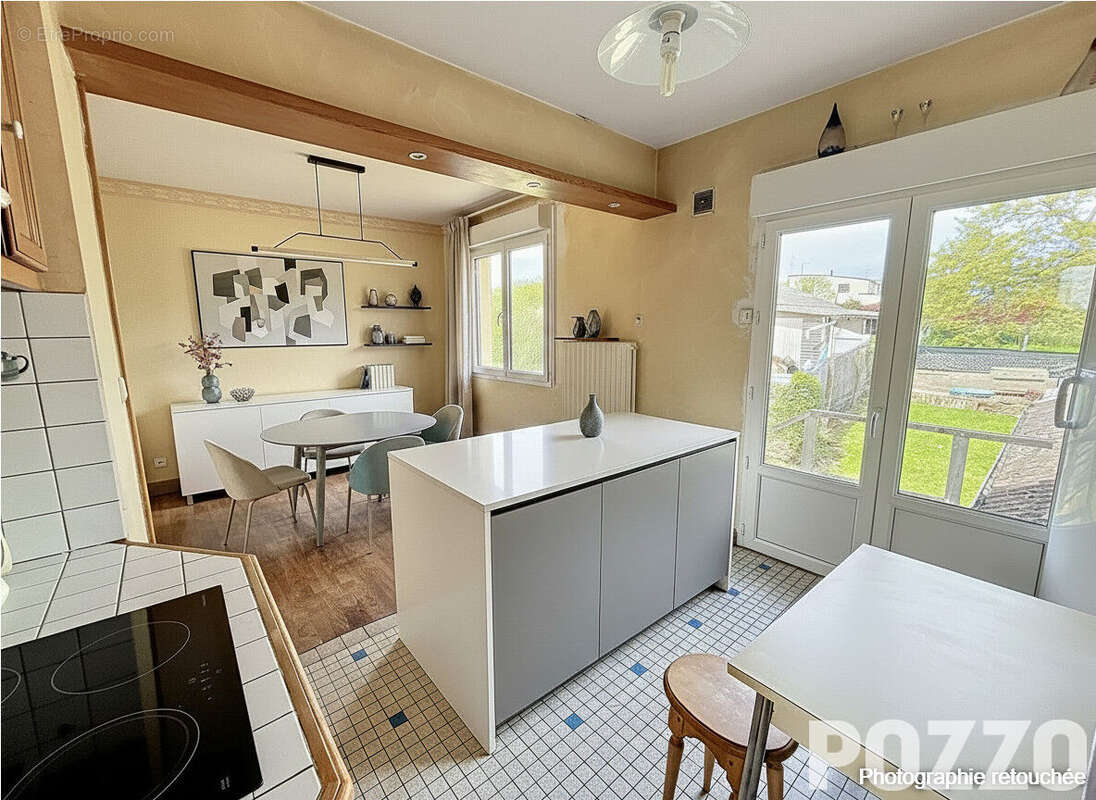 A VENDRE Maison Saint Hilaire Du Harcouet (VIREY) 7 pièce(s) 96 m2 - photo 9