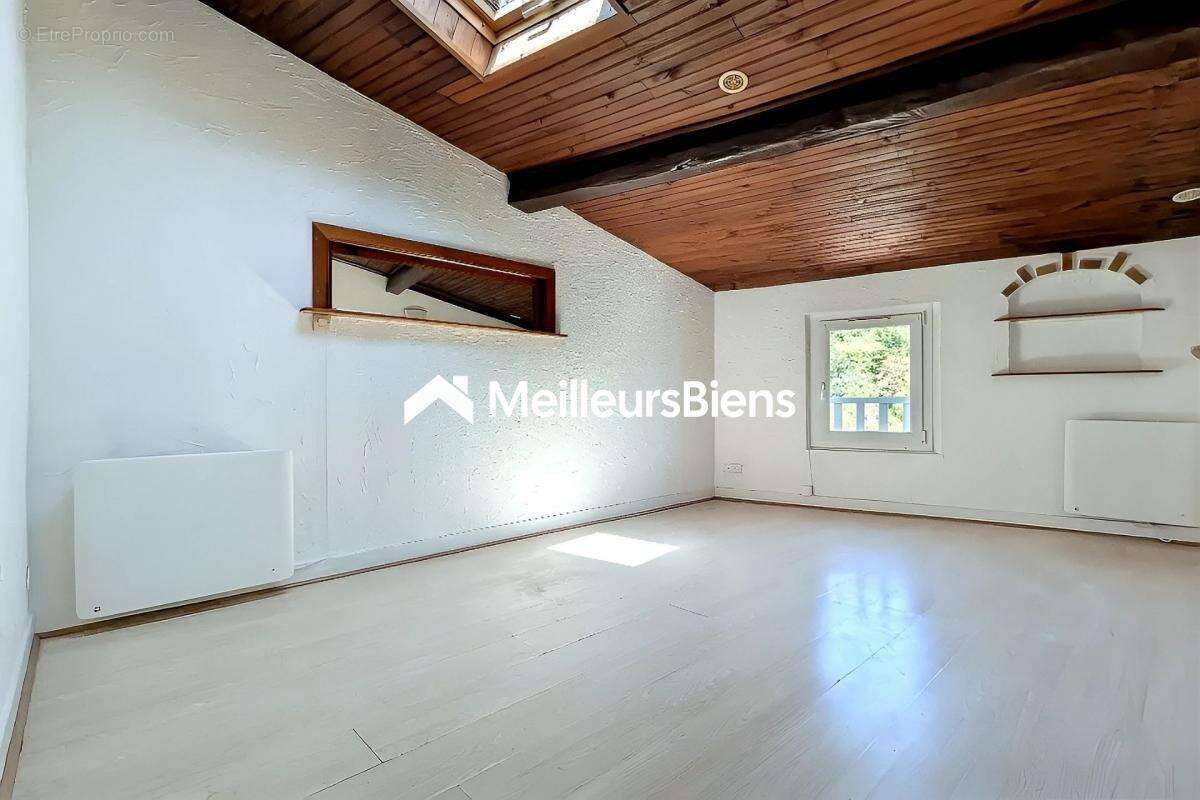 Appartement à MEULAN