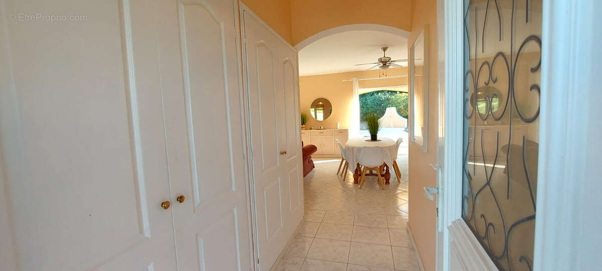 Opportunite - villa 6 pieces - le muy la motte - photo 8