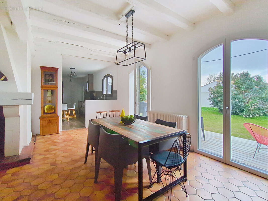 Maison Dompierre Sur Mer 7 pièces 184 m² - photo 5
