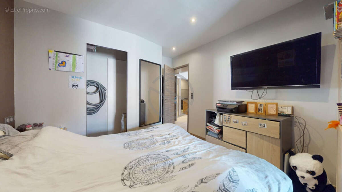 Appartement à SOLAIZE