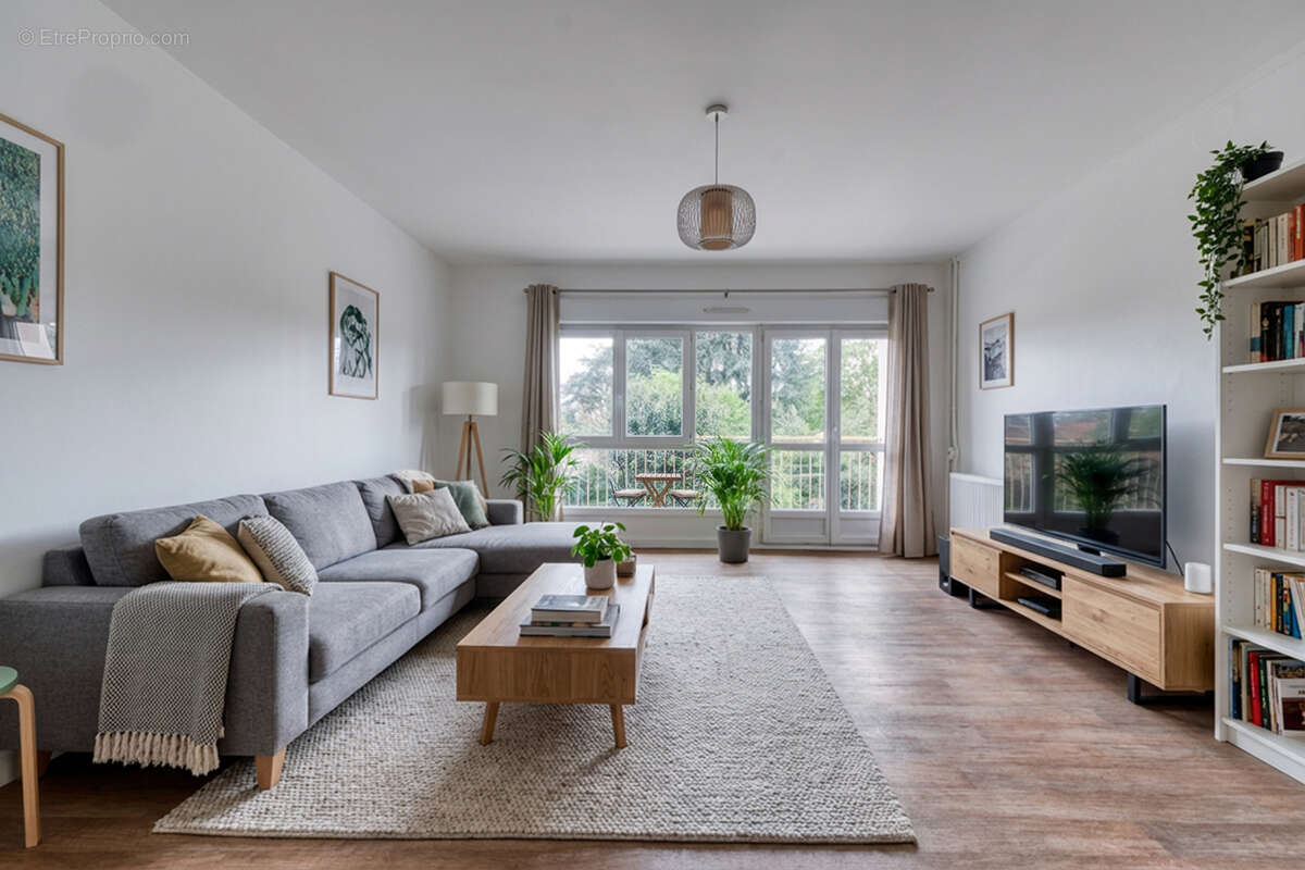 Appartement à LIMOURS