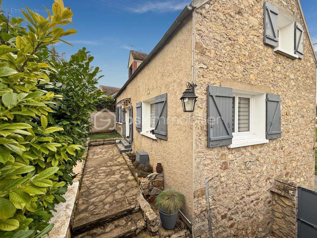 Maison à CHAMPIGNY