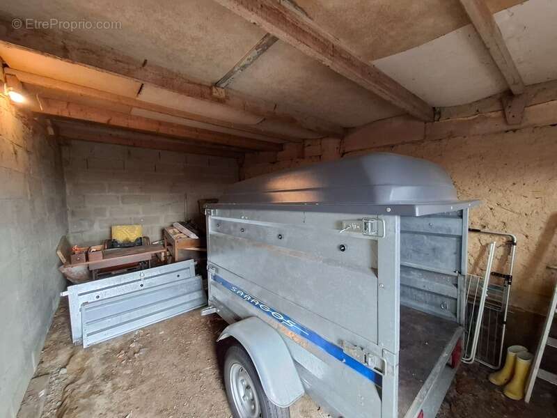 Maison à MONTREUIL-AU-HOULME