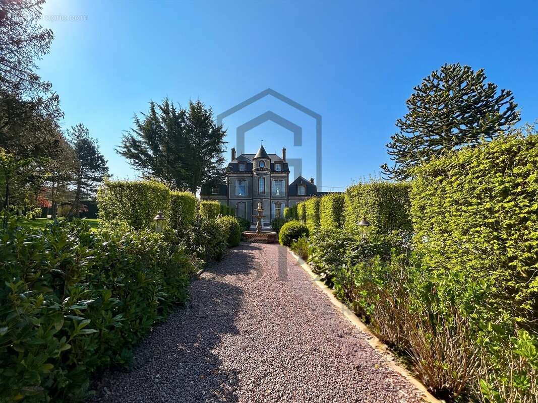 Autre à CONCHES-EN-OUCHE