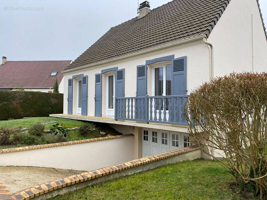 Maison à LE MESNIL-EN-THELLE