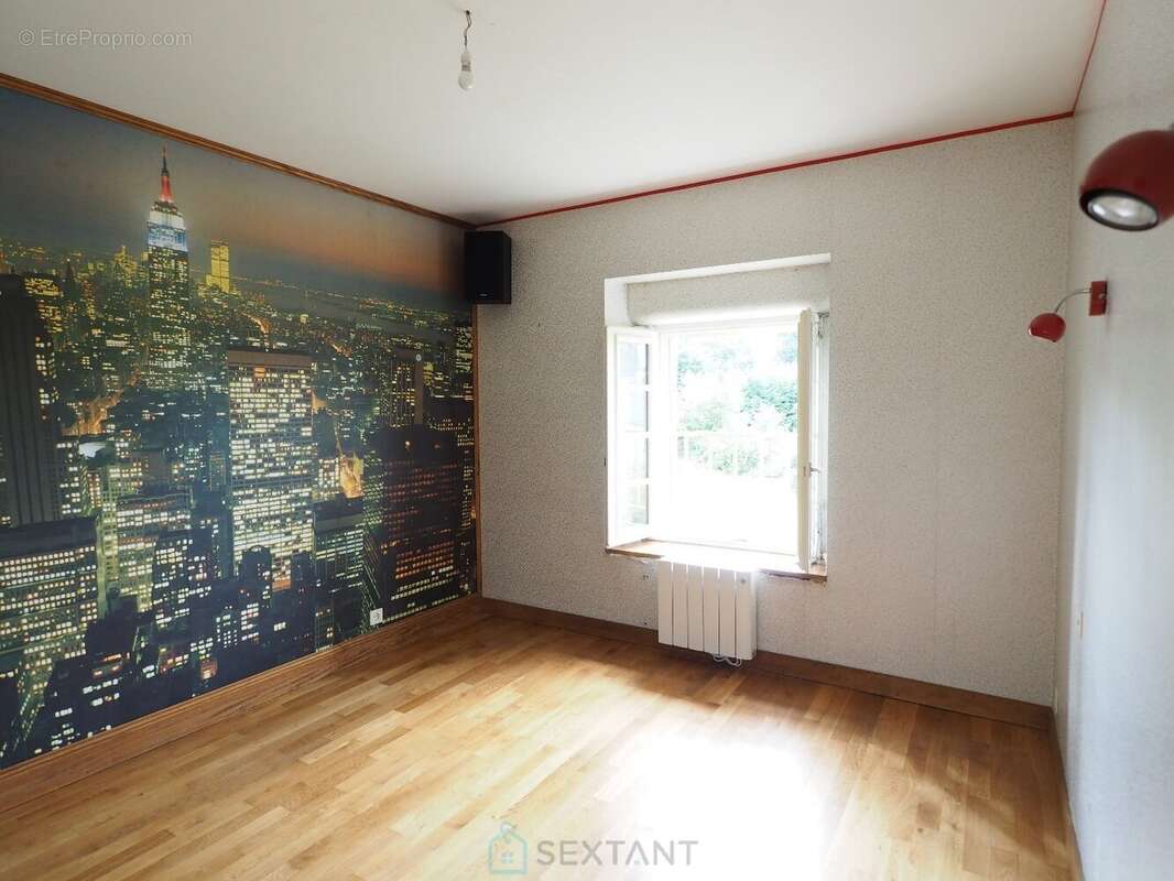 Agréable propriété ancienne en pierres avec dépendance et puits - photo 14