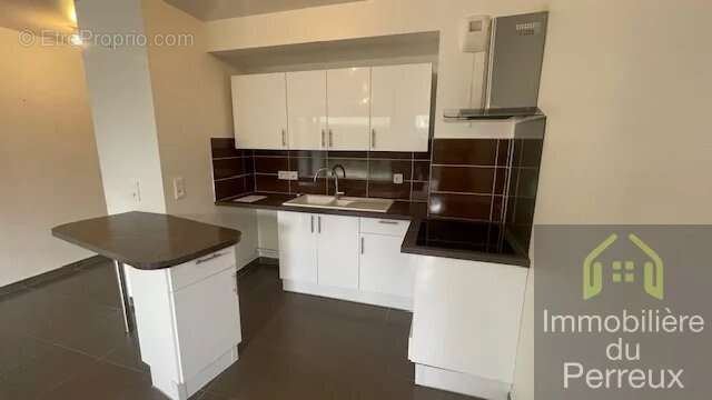 Appartement à LE PERREUX-SUR-MARNE