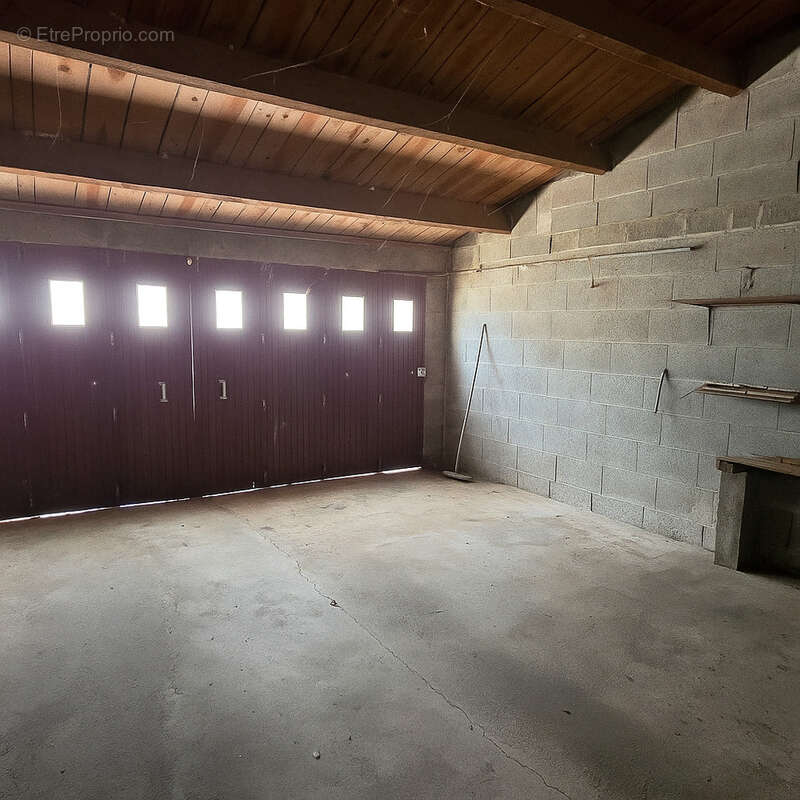 Maison à SAINT-JEAN-DE-LIVERSAY