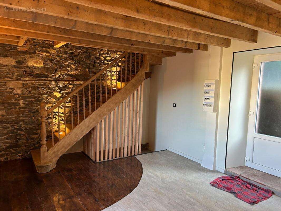 Maison à ROQUECOURBE