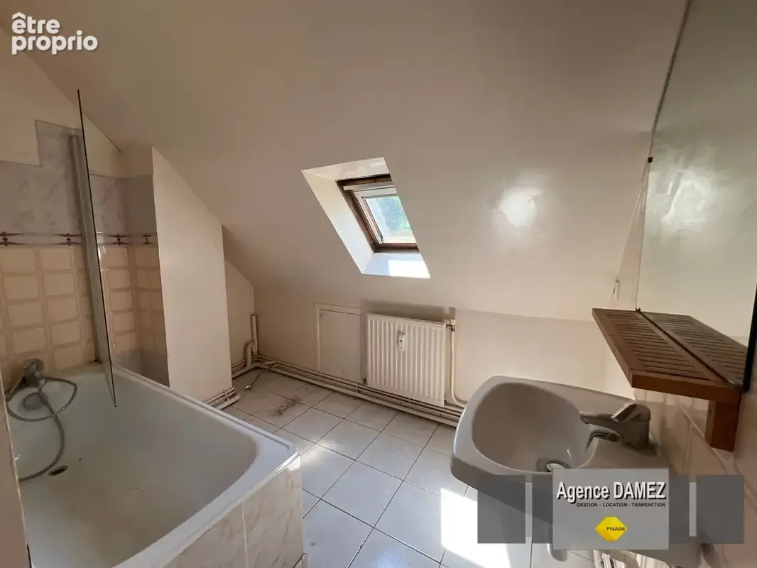 DOURDAN, Duplex 4 pièces de 110 m² avec garage, cave et parking - photo 9