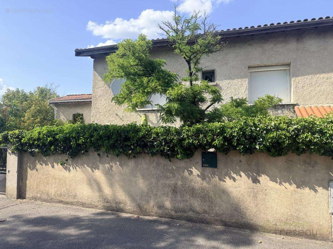 Maison à SAINT-MAURICE-L'EXIL
