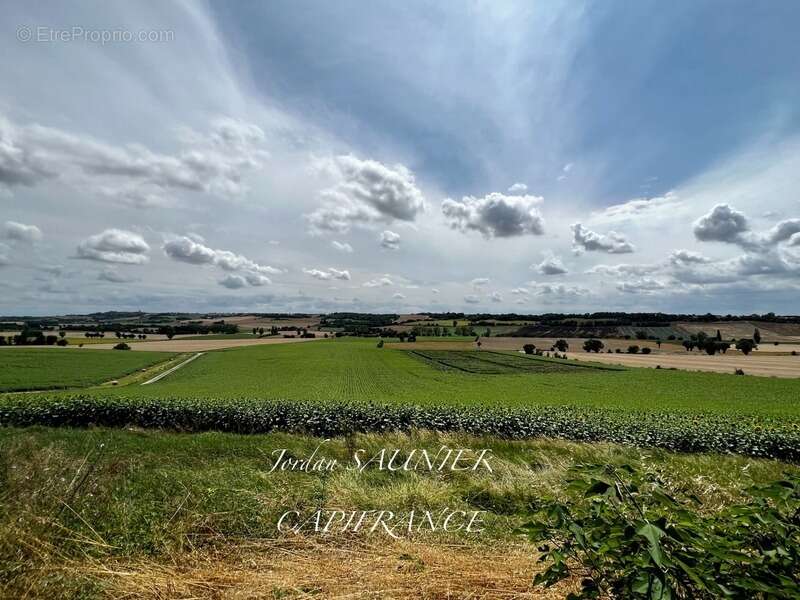 Maison à SAINT-JULIA