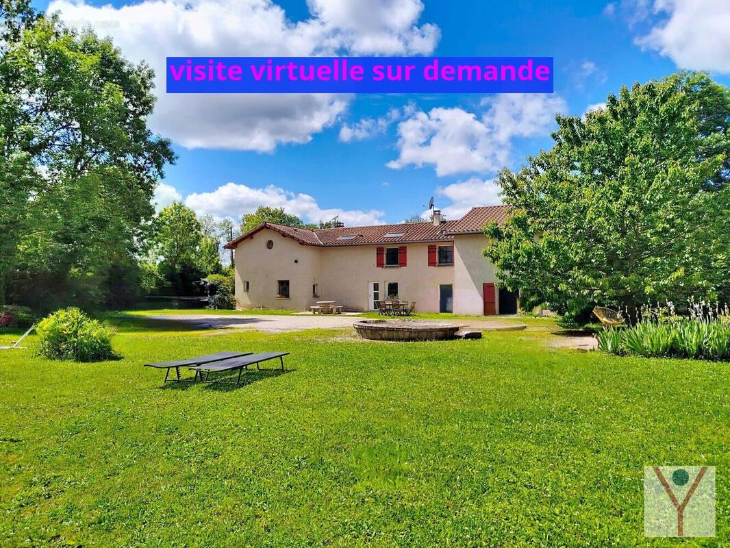 Maison à CONDEISSIAT