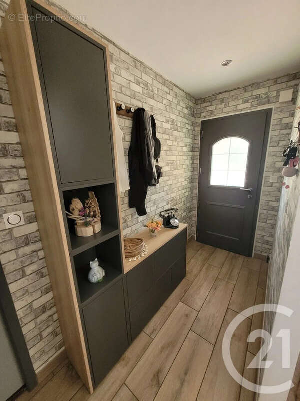 Maison 125 m² à Montpont-En-Bresse  - photo 12