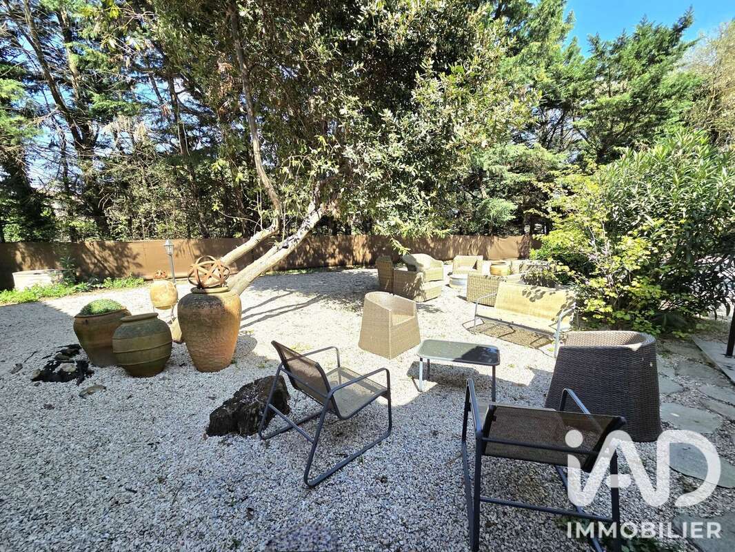 Maison 165 m² à Caderousse  - photo 6