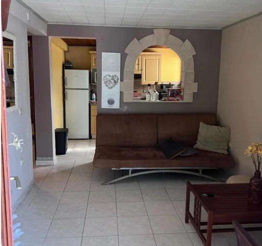 Maison à RIVIERE-SALEE