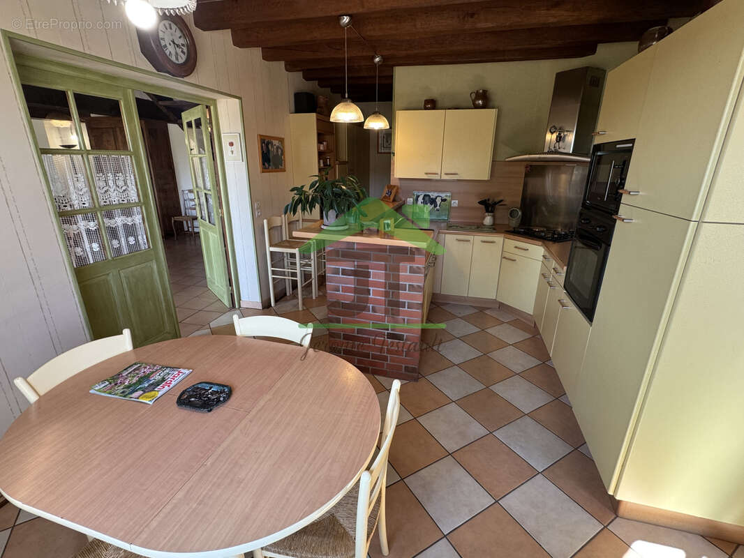 Maison à ARROU