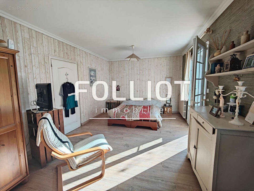 Maison à SAINT-FROMOND