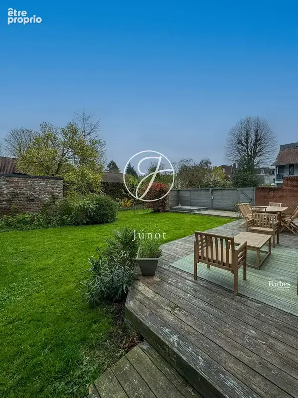 Marcq-en-Barœul – HIPPODROME – Élégante maison flamande – 8 pièces – 6 chambres – Jardin paysager – Studio indépendant – Garage - photo 16