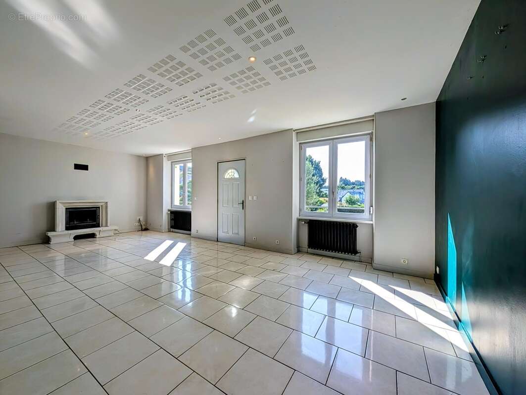 Le Douvez - Maison habitable sans travaux - 3 chambres - sous sol intégral et combles aménagés - GUIPAVAS (29) - photo 3
