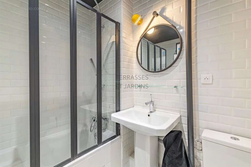 Appartement à ISSY-LES-MOULINEAUX