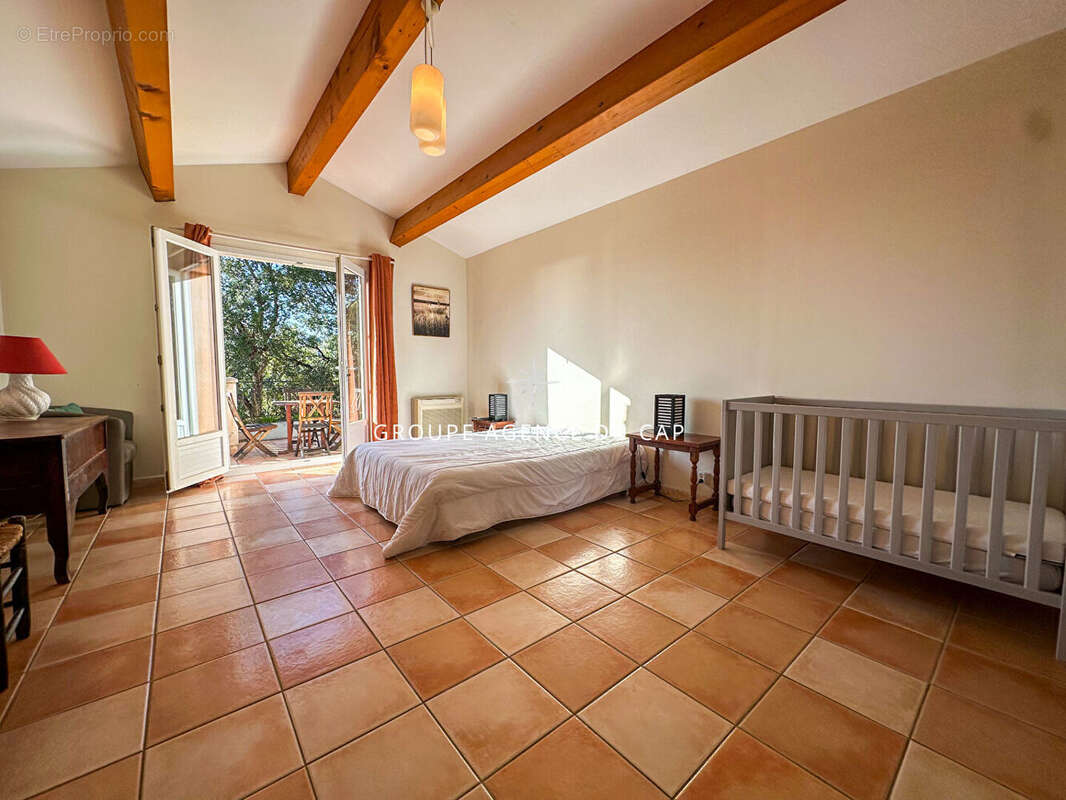 Maison à FREJUS
