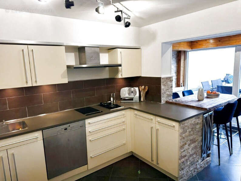 Appartement à SAINT-PIERRE-EN-FAUCIGNY