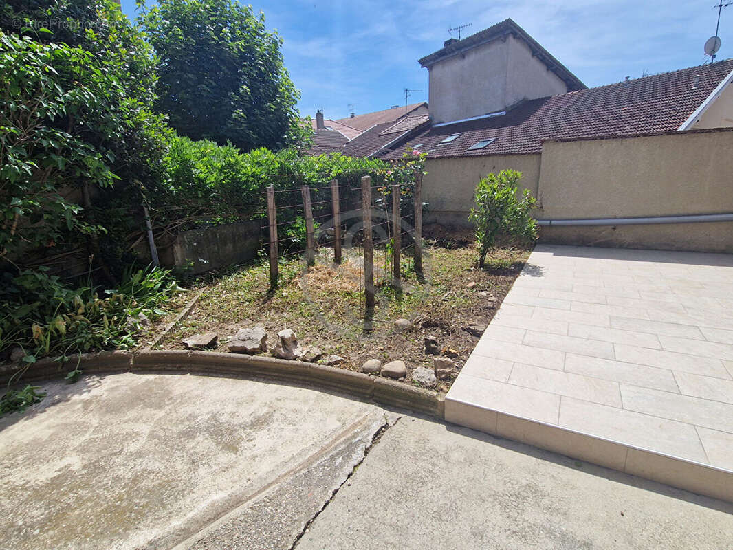 Maison à LA COTE-SAINT-ANDRE