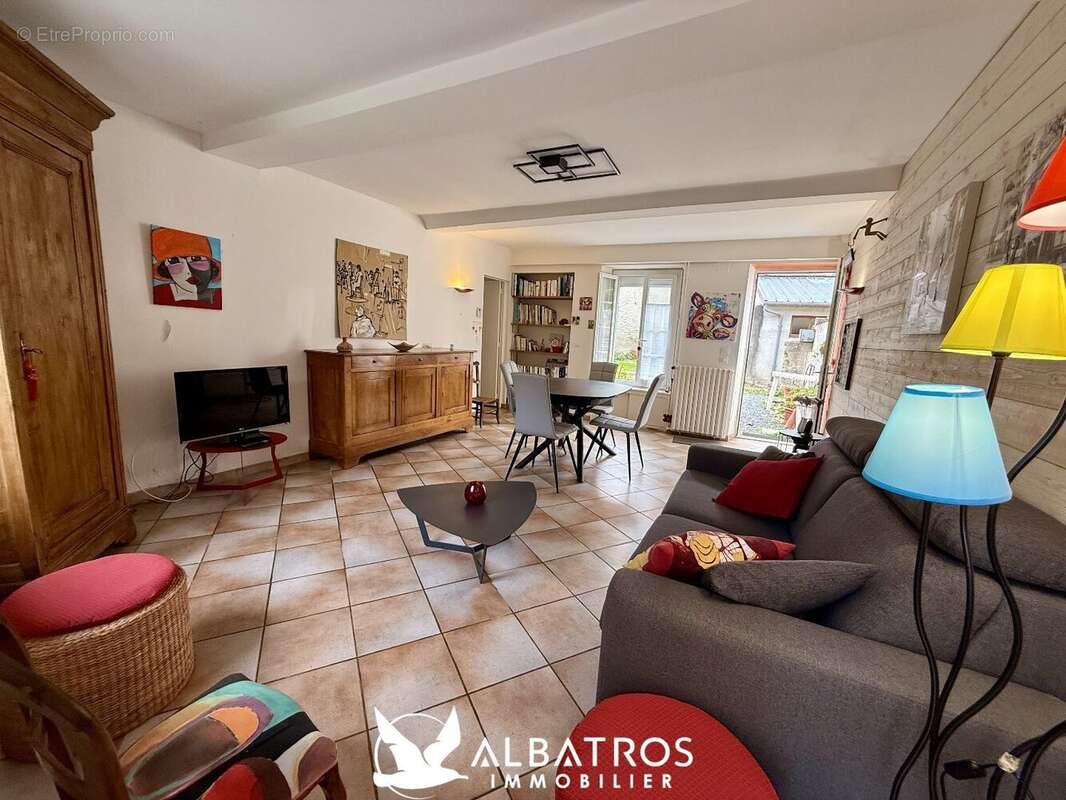 Maison à OUISTREHAM