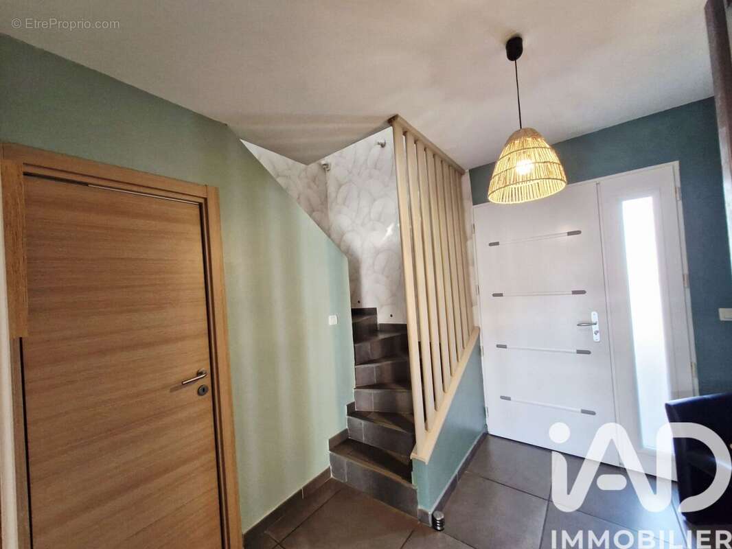 Photo 5 - Maison à NISSAN-LEZ-ENSERUNE