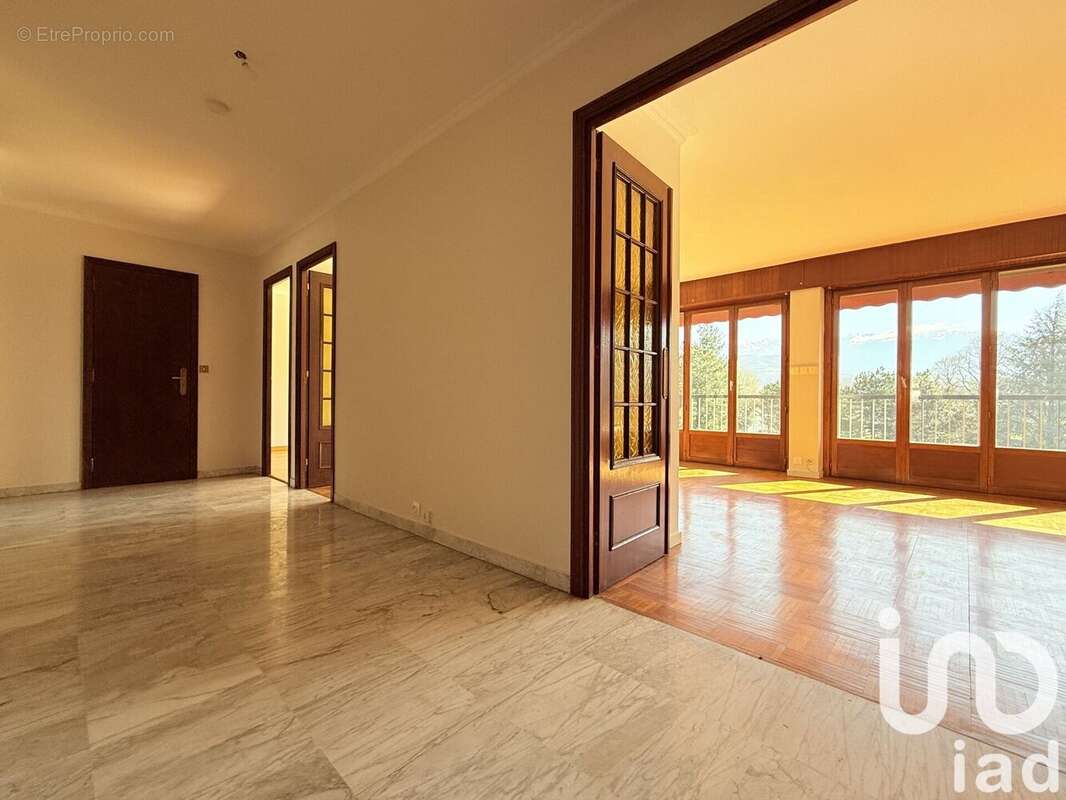 Photo 9 - Appartement à ECHIROLLES