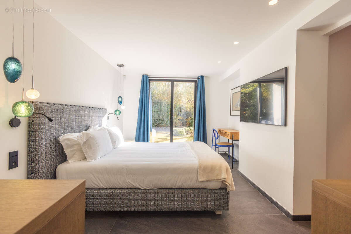 Maison à LA CROIX-VALMER