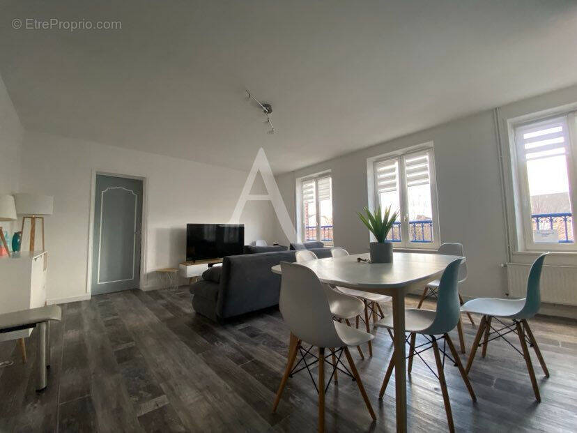 Appartement à RUE