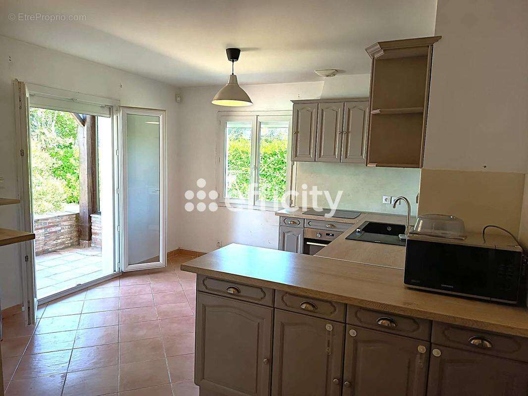 Maison à SAINTE-FOY-D'AIGREFEUILLE