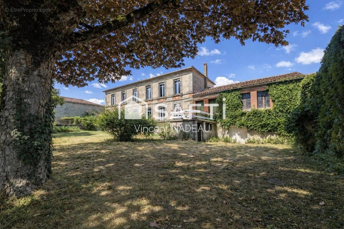 Photo 1 - Maison à SEGONZAC