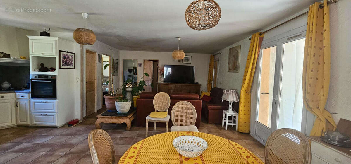 Maison Le Luc 3 pièce(s) 73 m2 - photo 4