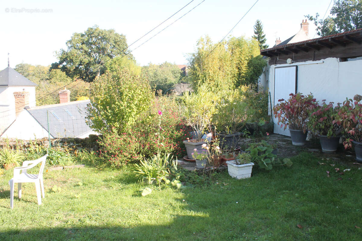 Maison à MONTLOUIS-SUR-LOIRE