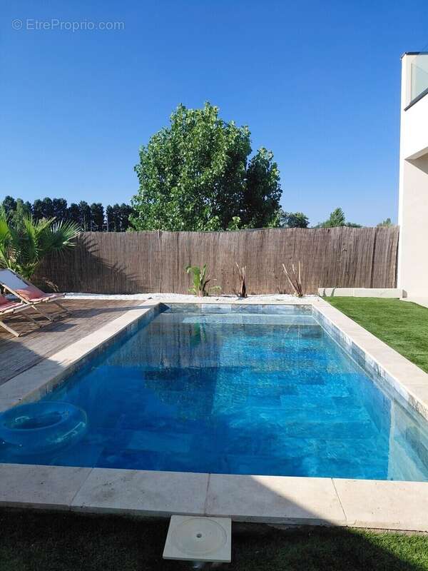 Maison 142 m² à Saint-Bres  - photo 74