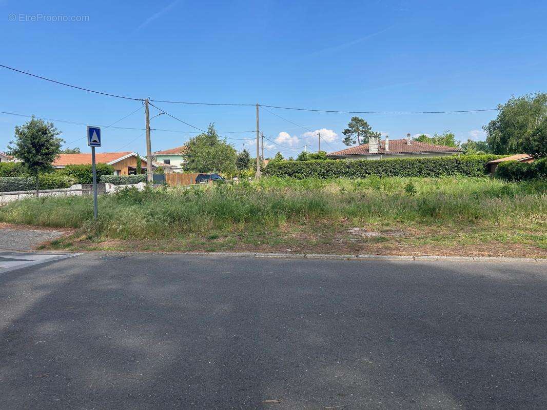 Terrain 853 m² à Gujan-Mestras  - photo 2