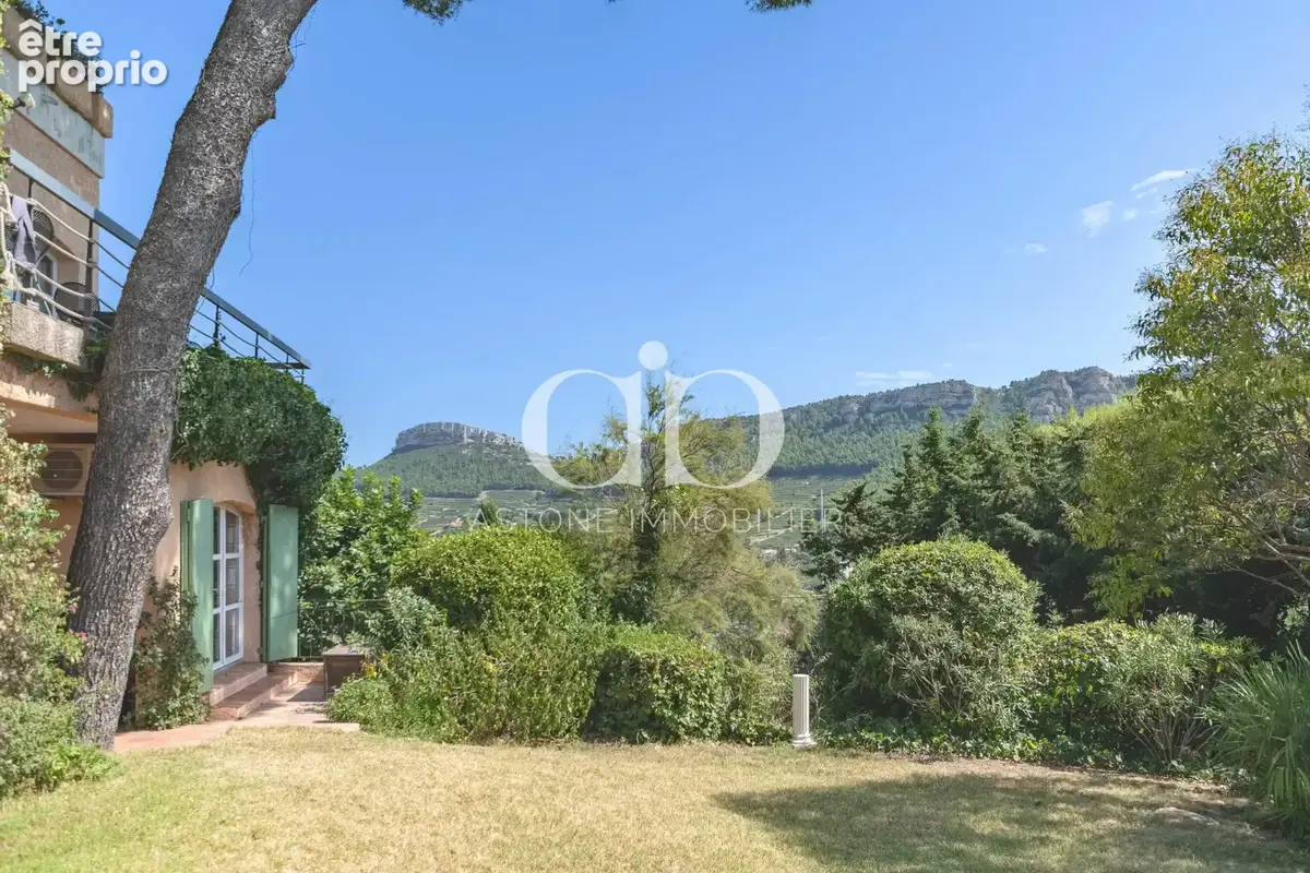 Cassis / propriete avec une vue magnifique - photo 39
