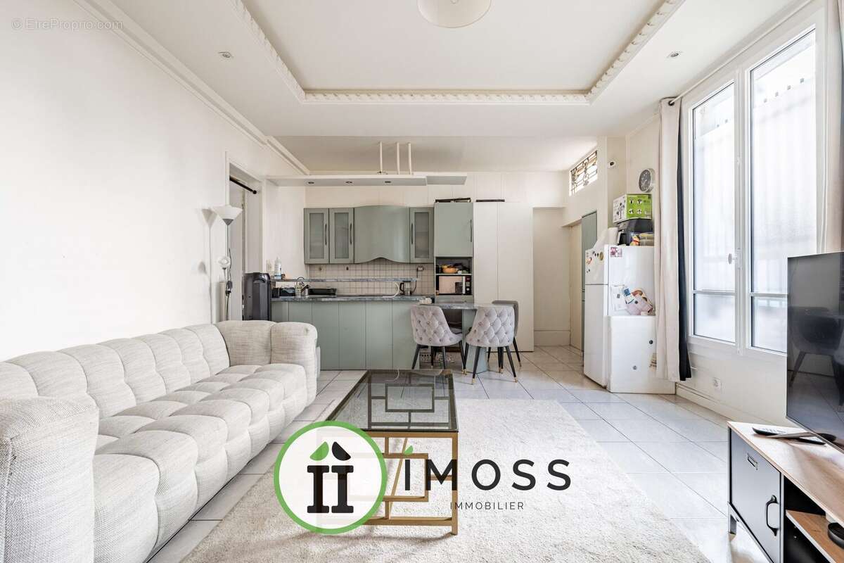 Appartement à PARIS-18E