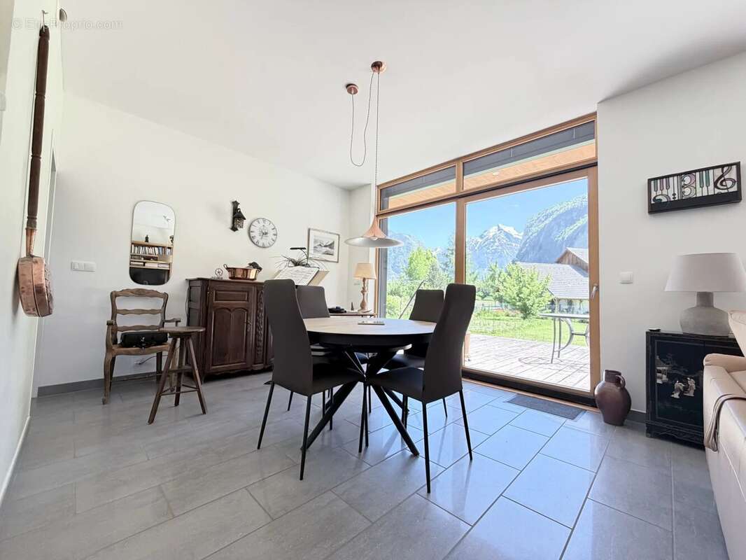 Maison d'architecte composée de deux logements - photo 2