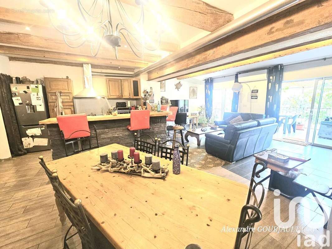 Photo 8 - Maison à ORNAISONS